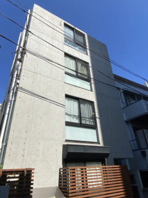 ファーレ西新宿