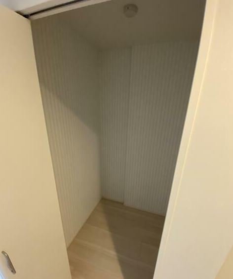V-room夏見