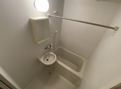 ウィンズ上永谷D棟