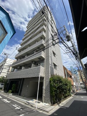 プレール・ドゥーク西大島駅前